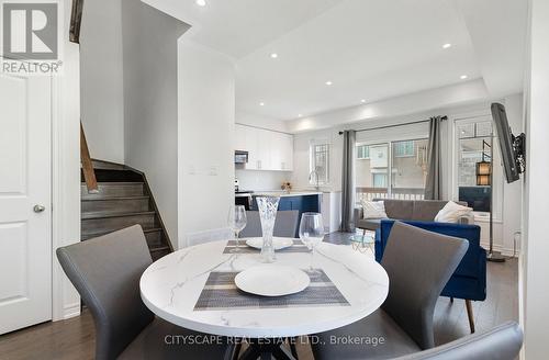 3975 Leonardo Street, Burlington, ON - Indoor Photo Showing Dining Room