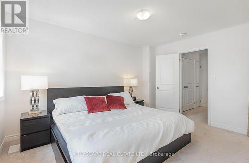 3975 Leonardo Street, Burlington, ON - Indoor Photo Showing Bedroom