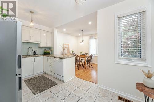 56 - 460 Bristol Road W, Mississauga, ON - Indoor Photo Showing Kitchen