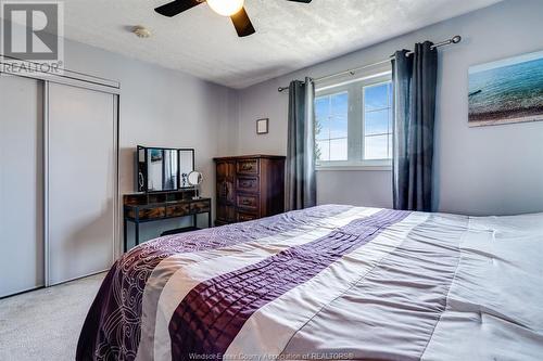 7691 Tecumseh Road, Lakeshore, ON - Indoor Photo Showing Bedroom