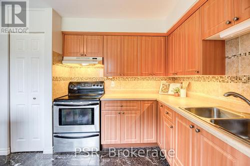 27 Roberts Crescent, Kitchener, ON - Indoor Photo Showing Kitchen With Double Sink