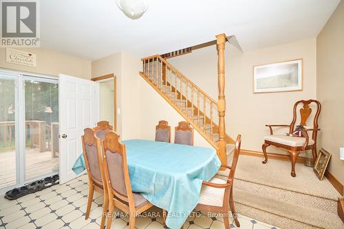 6100 Sidney Street, Niagara Falls (Stamford), ON - Indoor Photo Showing Dining Room