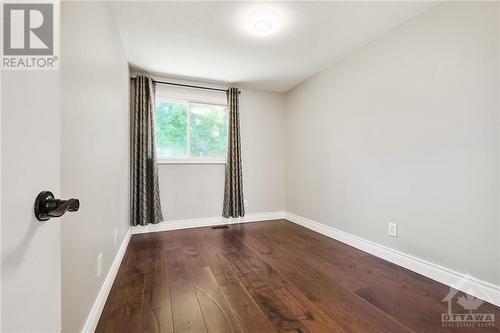 907 Elmsmere Road Unit#A, Ottawa, ON - Indoor Photo Showing Other Room