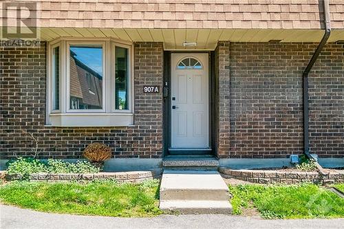 907 Elmsmere Road Unit#A, Ottawa, ON - Outdoor