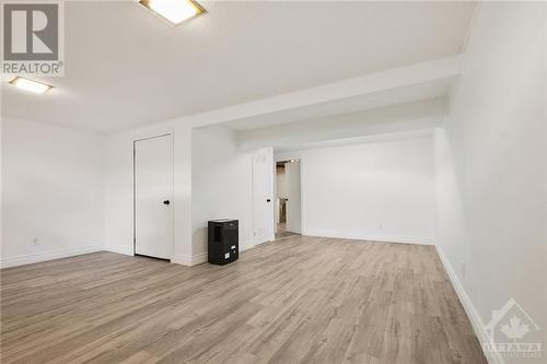 907 Elmsmere Road Unit#A, Ottawa, ON - Indoor Photo Showing Other Room