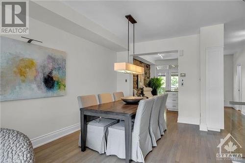 100 Tay Street, Ottawa, ON - Indoor Photo Showing Dining Room