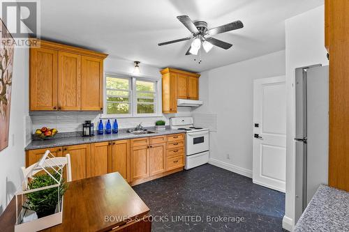 180 Mcclennan Street, Peterborough (Northcrest), ON - Indoor Photo Showing Kitchen