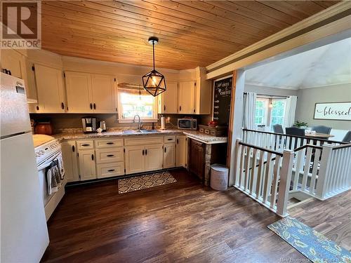 115 Pleasant Street, St. Stephen, NB - Indoor Photo Showing Kitchen