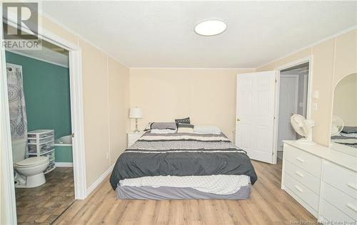 101 Glenmar Drive, Fredericton, NB - Indoor Photo Showing Bedroom