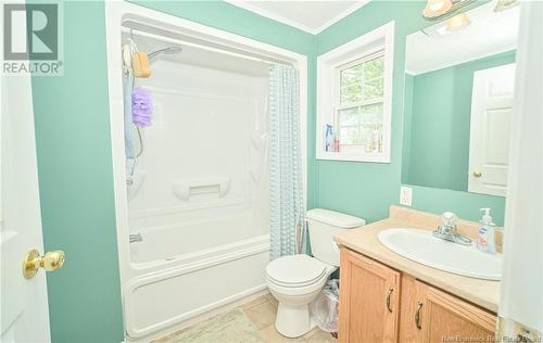 101 Glenmar Drive, Fredericton, NB - Indoor Photo Showing Bathroom