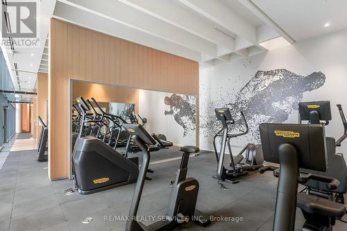 721 - 8 Hillsdale Avenue E, Toronto (Mount Pleasant West), ON - Indoor Photo Showing Gym Room