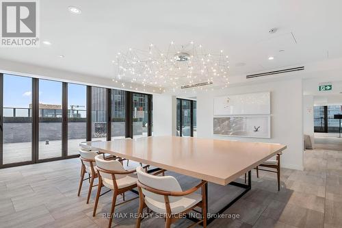 721 - 8 Hillsdale Avenue E, Toronto (Mount Pleasant West), ON - Indoor Photo Showing Dining Room