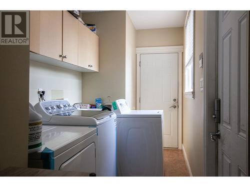 9380 No. 3 Road, Richmond, BC - Indoor Photo Showing Laundry Room