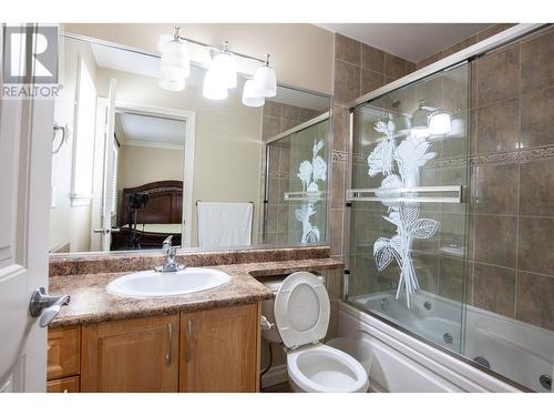 9380 No. 3 Road, Richmond, BC - Indoor Photo Showing Bathroom