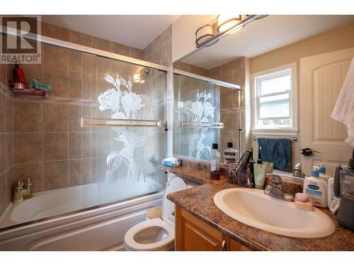 9380 No. 3 Road, Richmond, BC - Indoor Photo Showing Bathroom