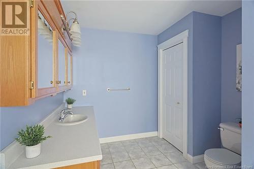 52 Maclean Court, Fredericton, NB - Indoor Photo Showing Bathroom