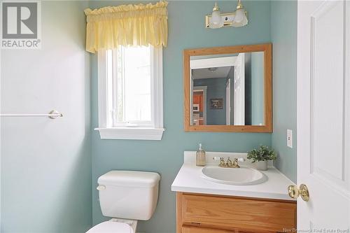 52 Maclean Court, Fredericton, NB - Indoor Photo Showing Bathroom