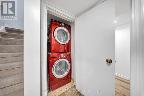 805 Helen Crescent, Pickering (Bay Ridges), ON - Indoor Photo Showing Laundry Room