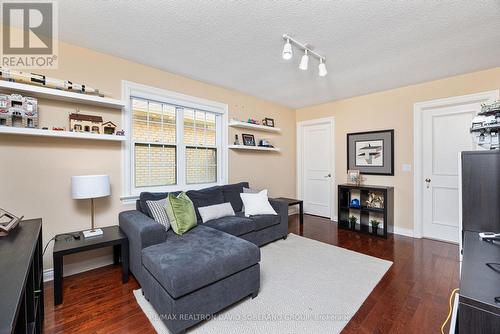 28 Joel Swirsky Boulevard, Toronto (Clanton Park), ON - Indoor Photo Showing Other Room