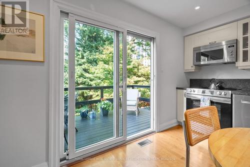 186 Hillsdale Avenue E, Toronto (Mount Pleasant West), ON - Indoor Photo Showing Kitchen