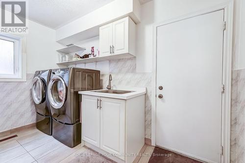 87 Song Bird Drive, Markham (Rouge Fairways), ON - Indoor Photo Showing Laundry Room