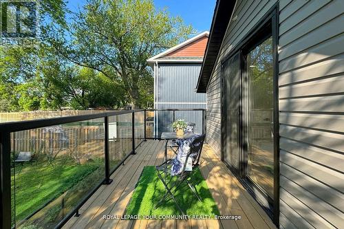 20 Mitchell Avenue, Whitchurch-Stouffville, ON - Outdoor With Exterior