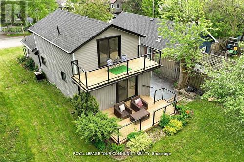 20 Mitchell Avenue, Whitchurch-Stouffville, ON - Outdoor With Exterior