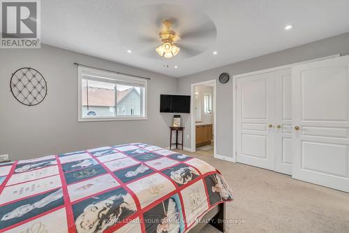 38 Lundigan Drive, Georgina (Keswick South), ON - Indoor Photo Showing Bedroom