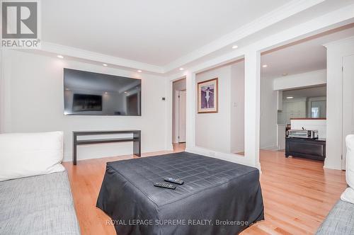 32 Cartwright Avenue, Toronto (Yorkdale-Glen Park), ON - Indoor Photo Showing Bedroom