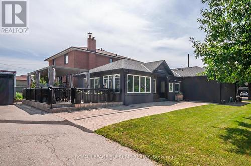 32 Cartwright Avenue, Toronto (Yorkdale-Glen Park), ON - Outdoor With Deck Patio Veranda