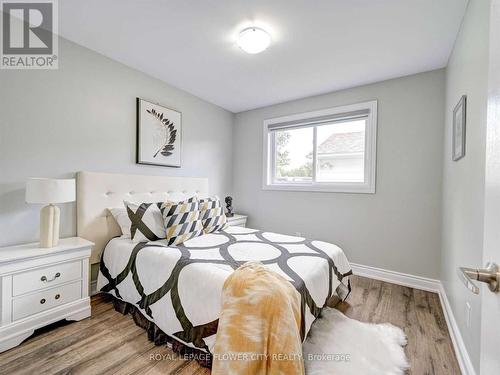 5263 Trafalgar Road, Erin, ON - Indoor Photo Showing Bedroom