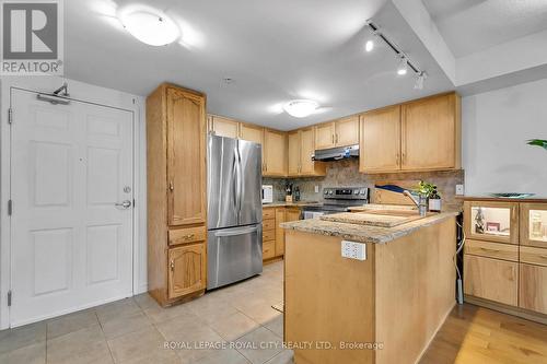 110 - 645 St. David Street S, Centre Wellington (Fergus), ON - Indoor Photo Showing Kitchen