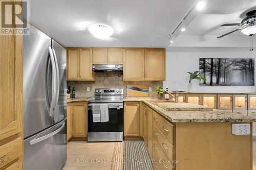 110 - 645 St. David Street S, Centre Wellington (Fergus), ON - Indoor Photo Showing Kitchen With Double Sink