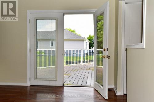 353 Silverbirch Boulevard, Hamilton, ON - Indoor Photo Showing Other Room