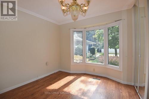 353 Silverbirch Boulevard, Hamilton, ON - Indoor Photo Showing Other Room