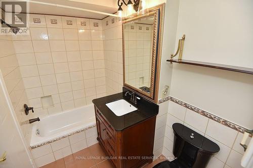 353 Silverbirch Boulevard, Hamilton (Villages Of Glancaster), ON - Indoor Photo Showing Bathroom