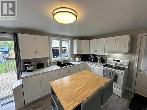 9 Federal St, Kirkland Lake, ON - Indoor Photo Showing Kitchen With Double Sink