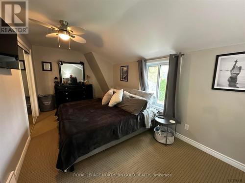 9 Federal St, Kirkland Lake, ON - Indoor Photo Showing Bedroom