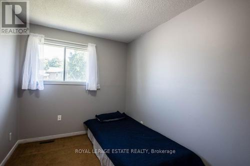 17 Pridham Crescent, Essa, ON - Indoor Photo Showing Bedroom