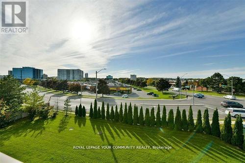 317 - 75 Norman Bethune Avenue, Richmond Hill, ON - Outdoor With View