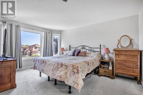 7 Bishop Drive, Barrie (Ardagh), ON - Indoor Photo Showing Bedroom