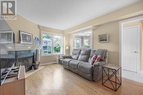 7 Bishop Drive, Barrie (Ardagh), ON - Indoor Photo Showing Living Room With Fireplace