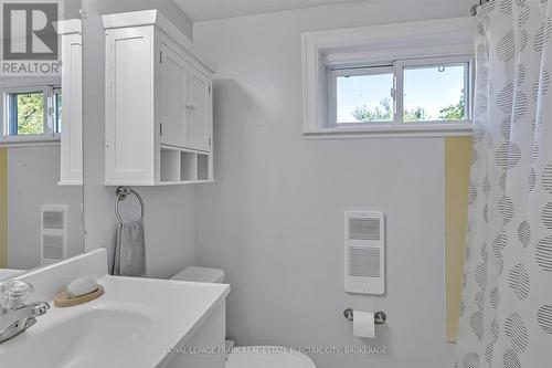 855 Armour Road, Peterborough (Ashburnham), ON - Indoor Photo Showing Bathroom