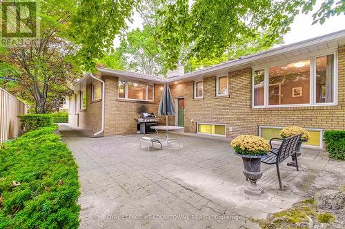 1520 Camelford Road, Mississauga (Lorne Park), ON - Outdoor