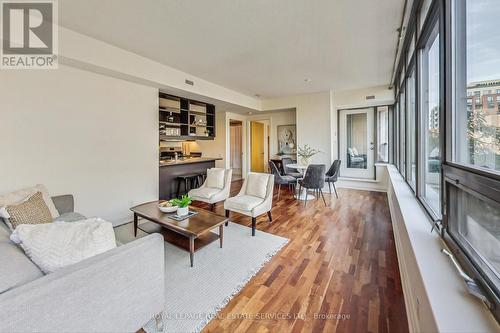 705 - 383 Ellis Park Road, Toronto, ON - Indoor Photo Showing Living Room