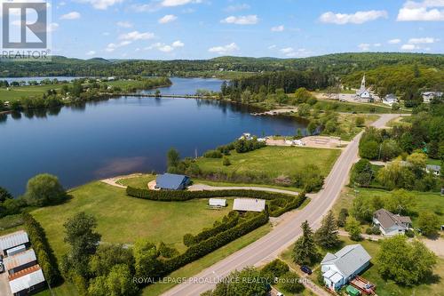 137A Lakeshore Drive, Madawaska Valley, ON 