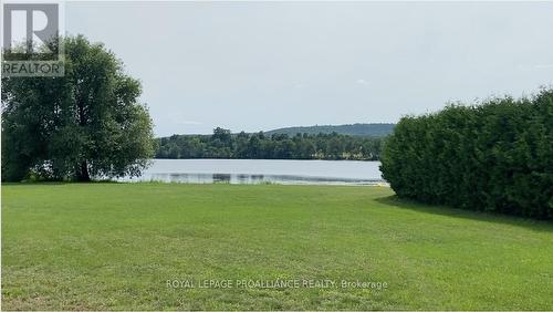 137A Lakeshore Drive, Madawaska Valley, ON 