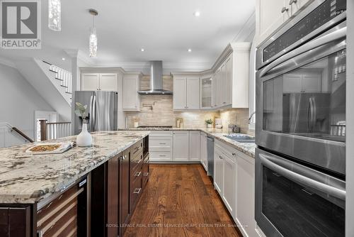 129 Chaplin Crescent, Toronto (Yonge-Eglinton), ON - Indoor Photo Showing Kitchen With Stainless Steel Kitchen With Upgraded Kitchen