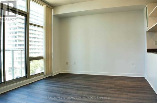 710 - 9 Spadina Avenue, Toronto, ON - Indoor Photo Showing Other Room