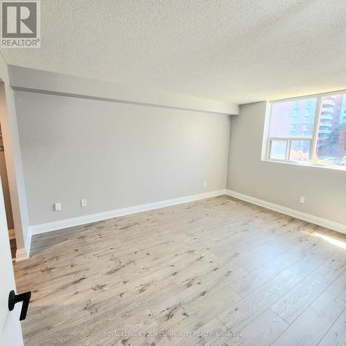 208 - 20 Baif Boulevard, Richmond Hill, ON - Indoor Photo Showing Other Room